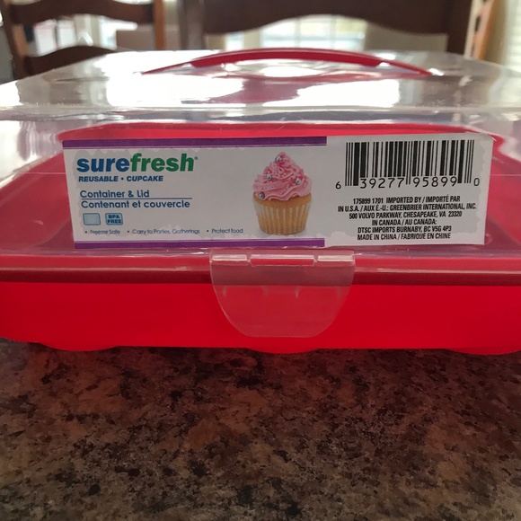 Surefresh Reusable Cupcake Container and Lid Red With Handle & Clear Top - Picture 4 of 4